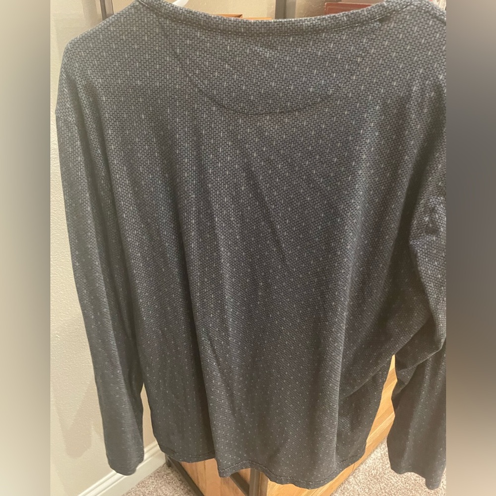 Patterned Long Sleeve - Picture 2 of 2